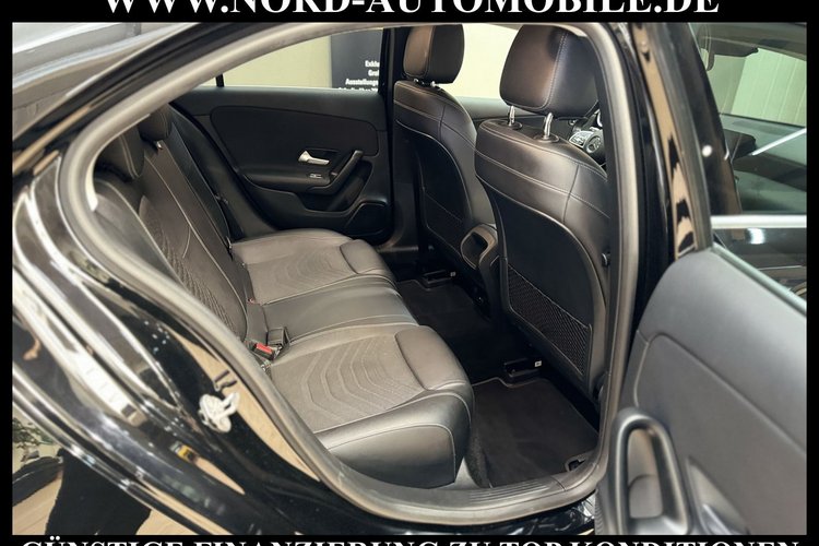 Mercedes-Benz A 180 A 180 d 7G-DCT Teilleder*Navi*LED*Kamera*