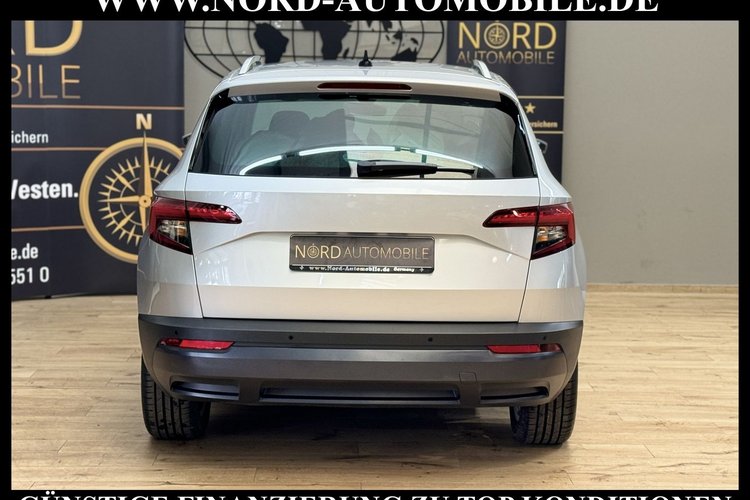 Skoda Karoq Karoq Style 1.6 TDI DSG Navi*17''*ACC*PDC*