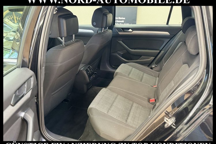 Volkswagen Passat Variant Passat Variant R-Line 1.5 TSI DSG Kamera*Navi*17