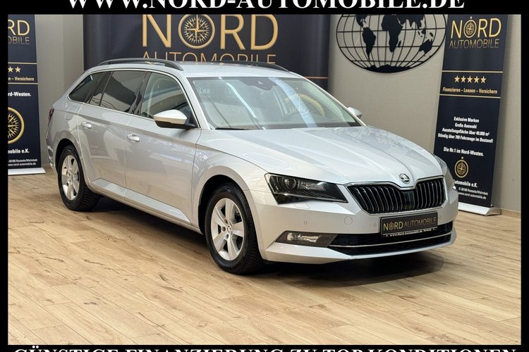 Skoda Superb Superb Combi Ambition 1.6 TDI Navi*Bi-Xenon*PDC*