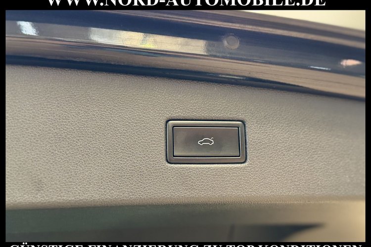 Volkswagen Tiguan Tiguan 2.0 TDI R-Line DSG Navi*LED*AHK*Dig.Cockp
