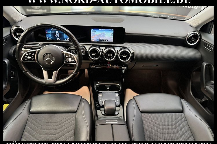 Mercedes-Benz A 180 A 180 d 7G-DCT Teilleder*Navi*LED*Kamera*