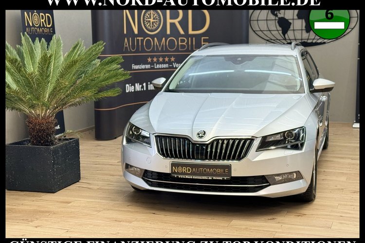 Skoda Superb Superb Combi Ambition 1.6 TDI Navi*Bi-Xenon*PDC*