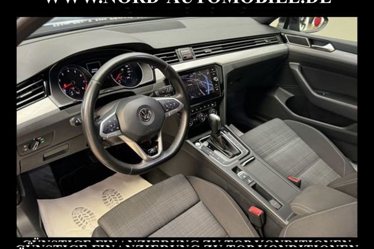 Volkswagen Passat Variant Passat Variant R-Line 1.5 TSI DSG Kamera*Navi*17