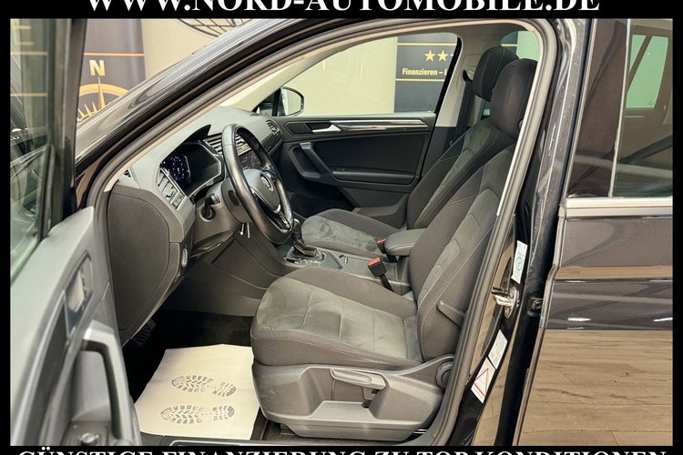 Volkswagen Tiguan Tiguan 2.0 TDI R-Line DSG Navi*LED*AHK*Dig.Cockp