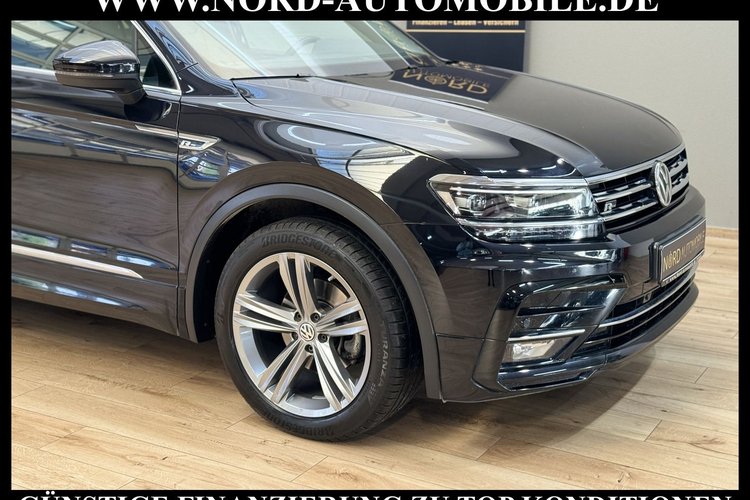 Volkswagen Tiguan Tiguan 2.0 TDI R-Line DSG Navi*LED*AHK*Dig.Cockp