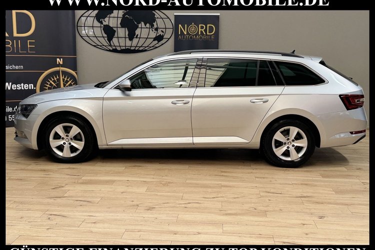 Skoda Superb Superb Combi Ambition 1.6 TDI Navi*Bi-Xenon*PDC*