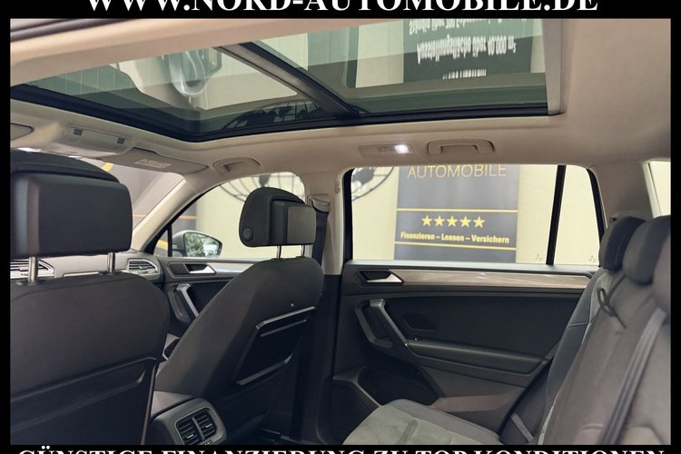 Volkswagen Tiguan Allspace Tiguan Allspace Comfortl. 2.0 TDI DSG Pano*AHK*