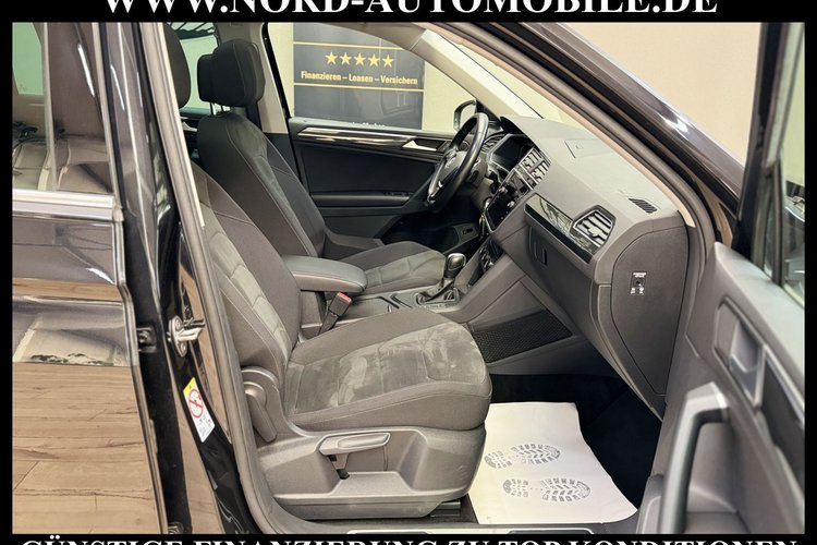Volkswagen Tiguan Tiguan 2.0 TDI R-Line DSG Navi*LED*AHK*Dig.Cockp