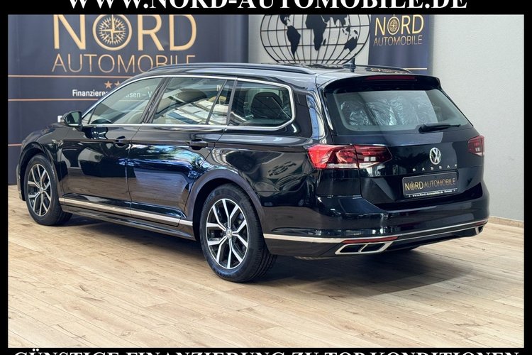 Volkswagen Passat Variant Passat Variant R-Line 1.5 TSI DSG Kamera*Navi*17