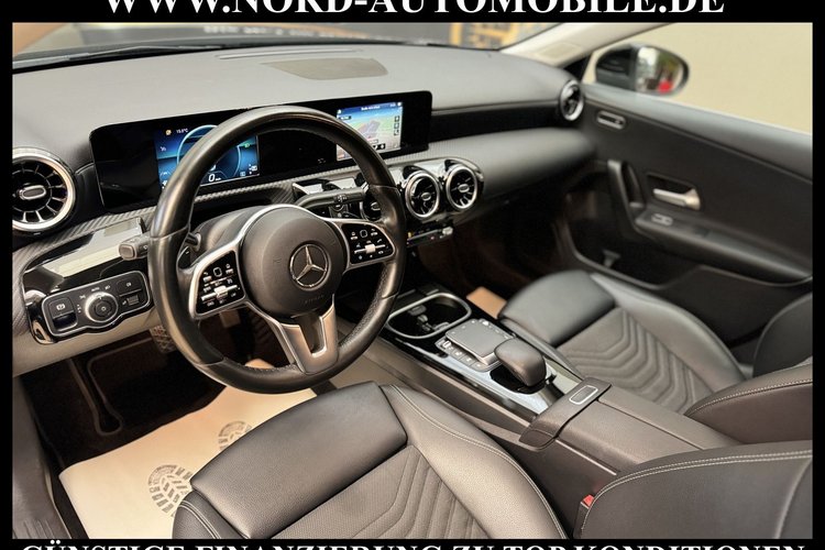 Mercedes-Benz A 180 A 180 d 7G-DCT Teilleder*Navi*LED*Kamera*