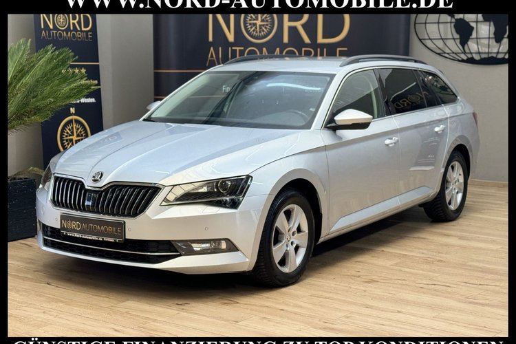 Skoda Superb Superb Combi Ambition 1.6 TDI Navi*Bi-Xenon*PDC*