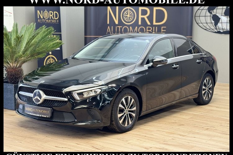Mercedes-Benz A 180 A 180 d 7G-DCT Teilleder*Navi*LED*Kamera*