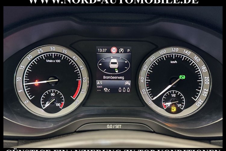 Skoda Karoq Karoq Style 1.6 TDI DSG Navi*17''*ACC*PDC*