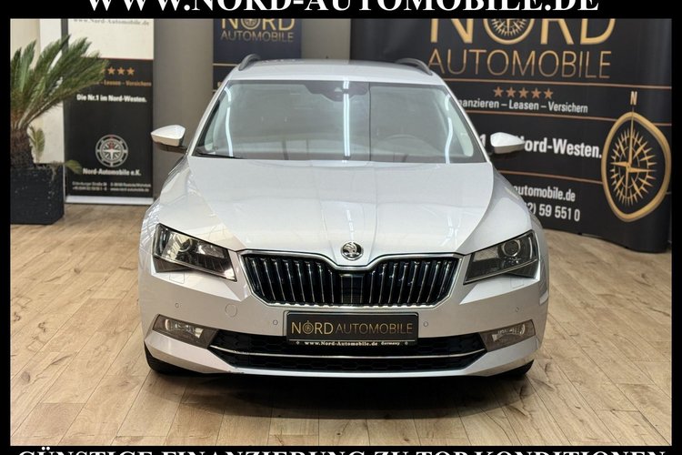 Skoda Superb Superb Combi Ambition 1.6 TDI Navi*Bi-Xenon*PDC*
